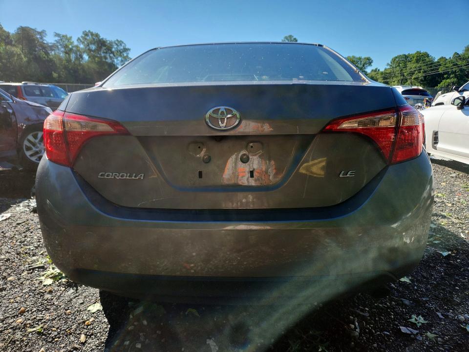 58396556 :رقم المزاد ، 2T1BURHE4HC875116 vin ، 2017 Toyota Corolla مزاد بيع