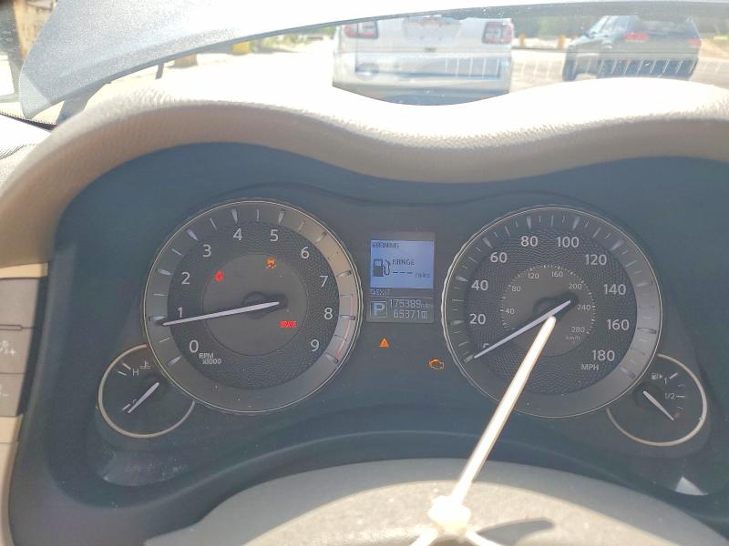 58223586 :رقم المزاد ، JN1BY1AR9FM560527 vin ، 2015 Infiniti Q70 مزاد بيع