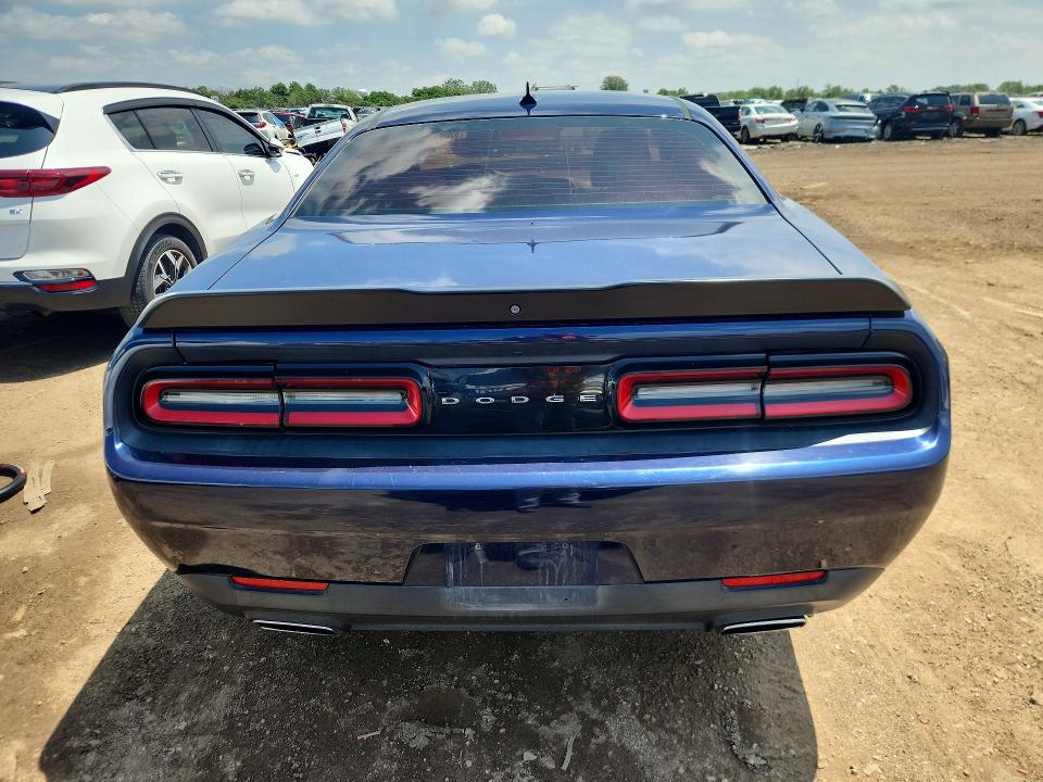 57051166 :رقم المزاد ، 2C3CDZAGXFH723946 vin ، 2015 Dodge Challenger مزاد بيع