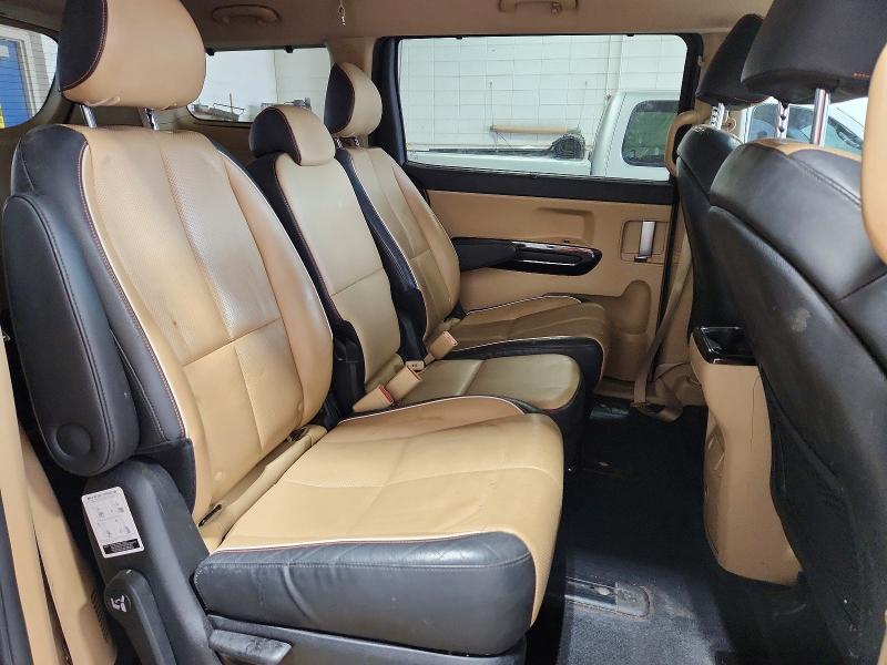 58648816 :رقم المزاد ، KNDMC5C14G6139498 vin ، 2016 Kia Sedona مزاد بيع