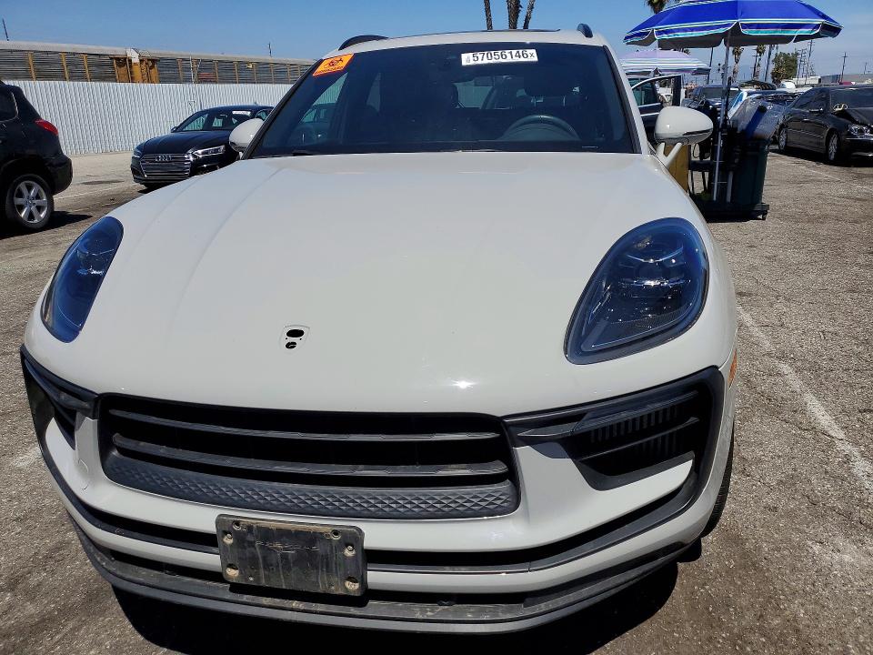 Продаж на аукціоні авто 2022 Porsche Macan, vin: WP1AG2A57NLB21473, номер лоту: 57056146