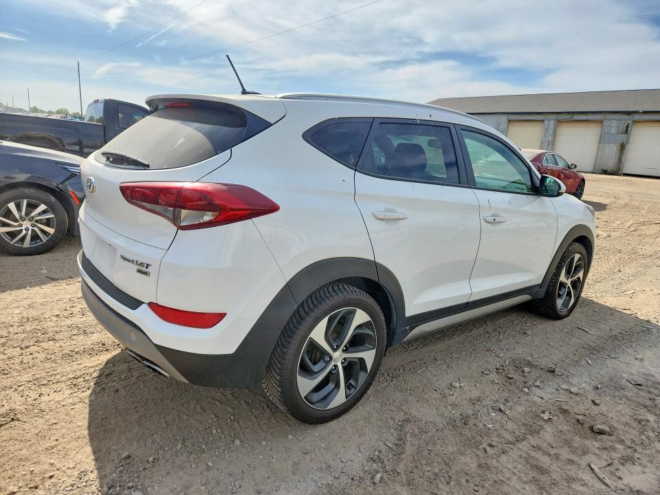 2017 Hyundai Tucson მანქანა იყიდება აუქციონზე, vin: KM8J3CA20HU351245, აუქციონის ნომერი: 53774896