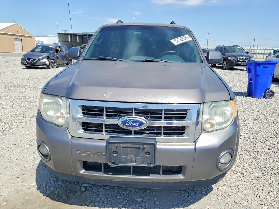 57762506 :رقم المزاد ، 1FMCU9DG5BKC64699 vin ، 2011 Ford Escape مزاد بيع