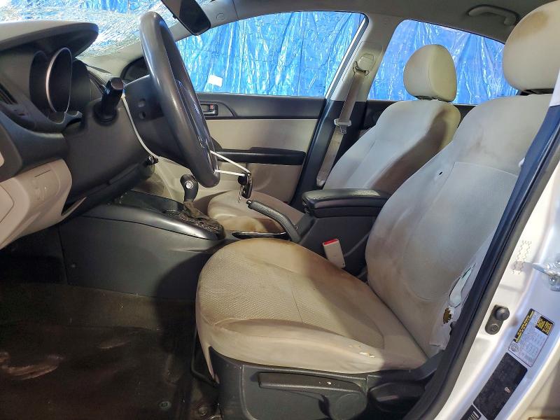 2011 Kia Forte მანქანა იყიდება აუქციონზე, vin: KNAFU4A20B5885972, აუქციონის ნომერი: 56902716