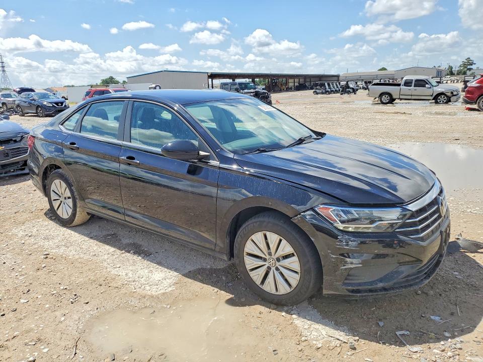 57038286 :رقم المزاد ، 3VWC57BU8KM036880 vin ، 2019 Volkswagen Jetta مزاد بيع