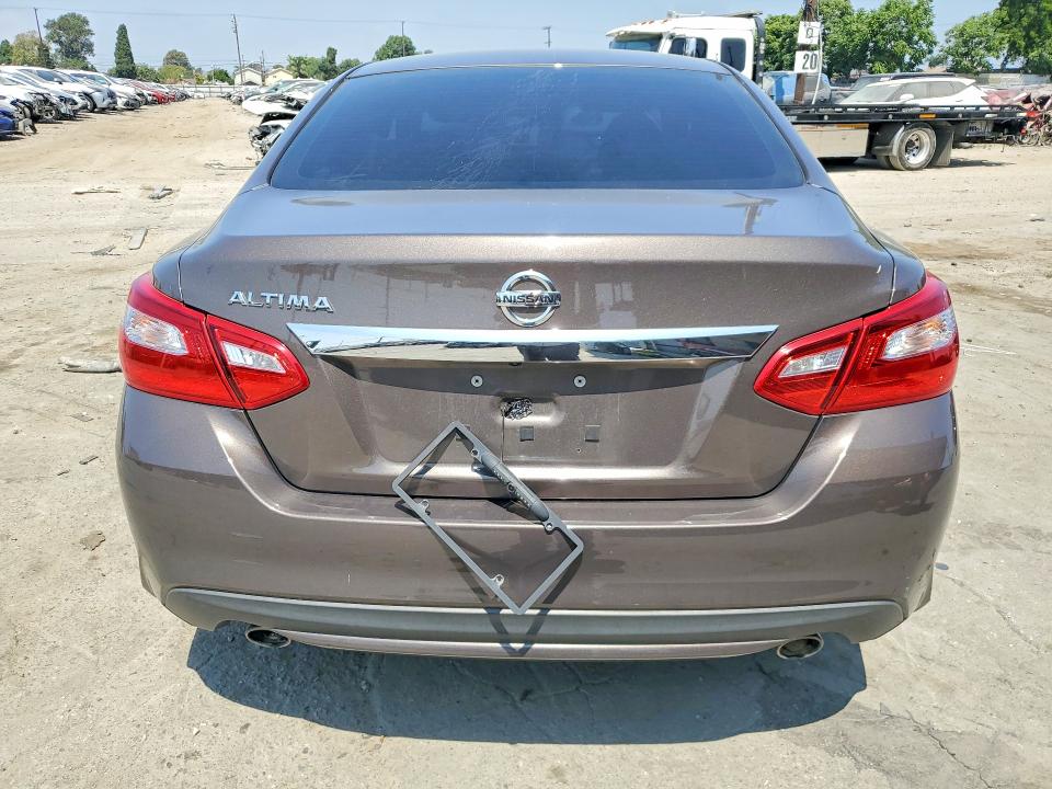 Продаж на аукціоні авто 2017 Nissan Altima, vin: 1N4AL3AP2HC152709, номер лоту: 57866176