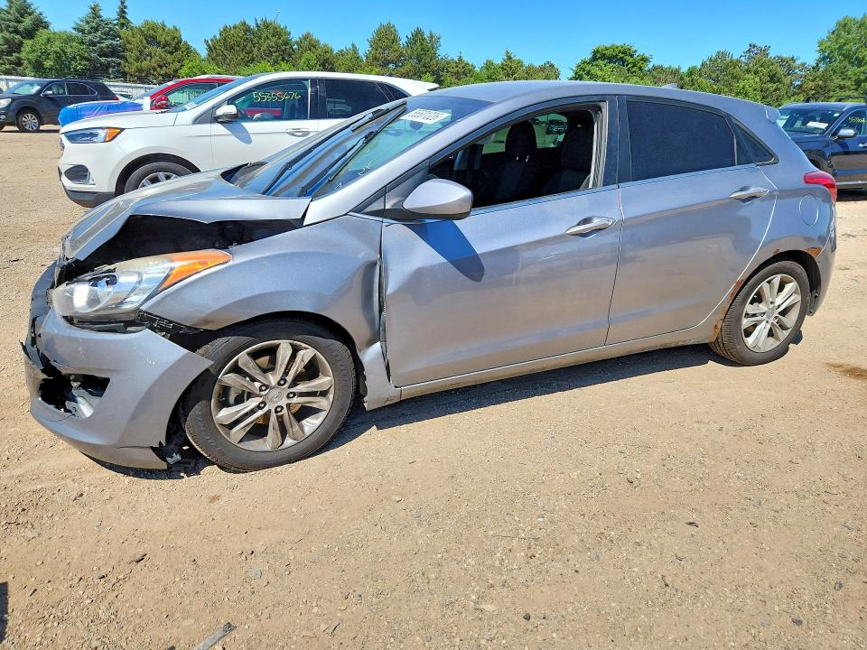 2013 Hyundai Elantra Gt მანქანა იყიდება აუქციონზე, vin: KMHD35LE3DU083298, აუქციონის ნომერი: 55501326