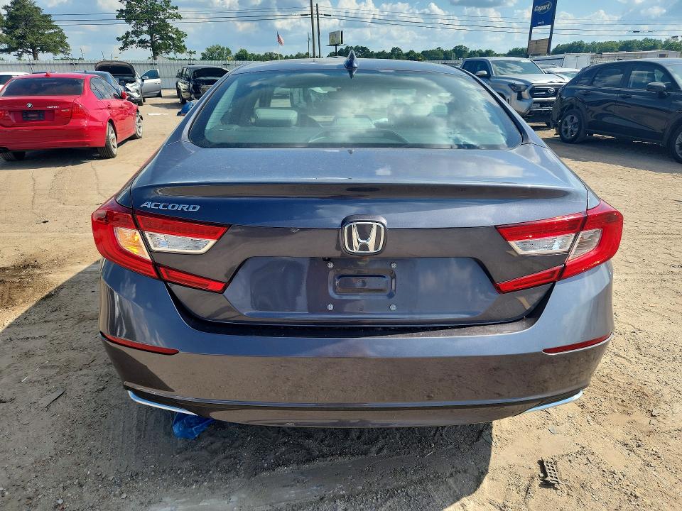 2018 Honda Accord მანქანა იყიდება აუქციონზე, vin: 1HGCV1F58JA040251, აუქციონის ნომერი: 56780126