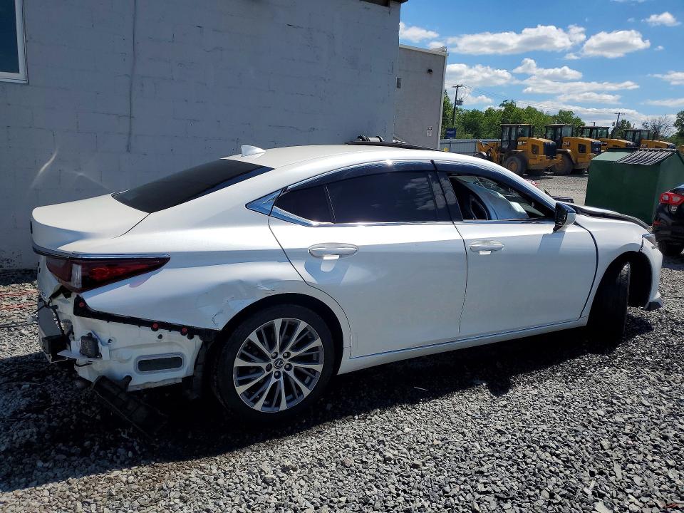 2019 Lexus Es მანქანა იყიდება აუქციონზე, vin: 58ABZ1B19KU023304, აუქციონის ნომერი: 57434556