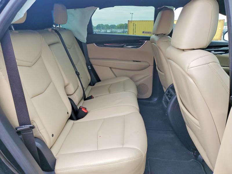 56238336 :رقم المزاد ، 1GYKNBRS3JZ118822 vin ، 2018 Cadillac Xt5 مزاد بيع