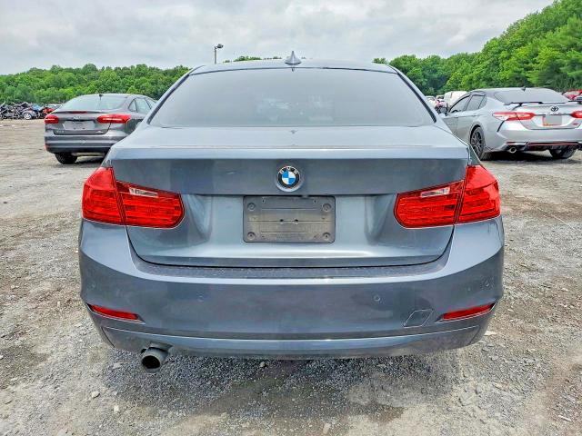 2015 Bmw 320 მანქანა იყიდება აუქციონზე, vin: WBA3C3G51FNS75621, აუქციონის ნომერი: 58829856