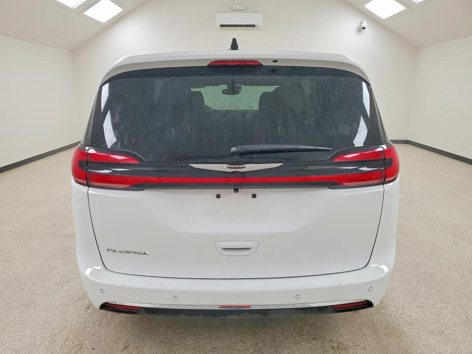 2026 Chrysler Pacifica მანქანა იყიდება აუქციონზე, vin: 2C4RC1BG9TR180104, აუქციონის ნომერი: 57681276