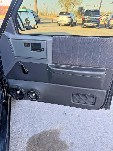 55655296 :رقم المزاد ، 1GCCS14R5P8158593 vin ، 1993 Chevrolet S Truck مزاد بيع