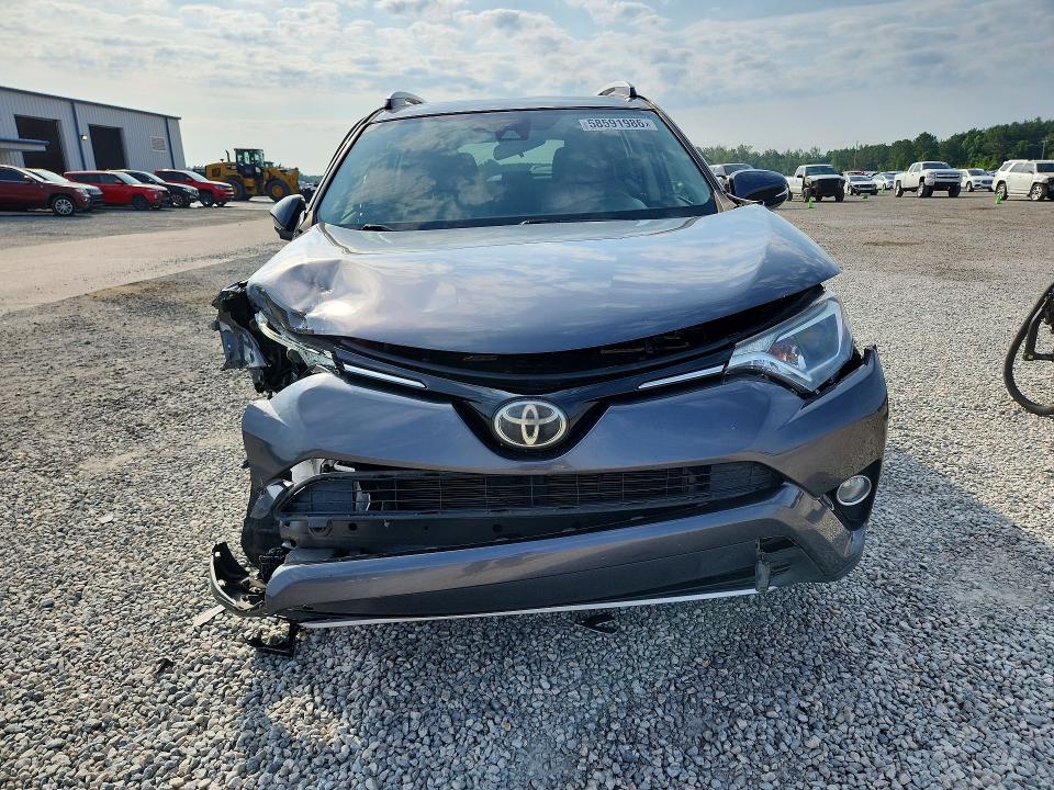Продаж на аукціоні авто 2017 Toyota Rav4, vin: JTMWFREV5HJ701706, номер лоту: 58591986