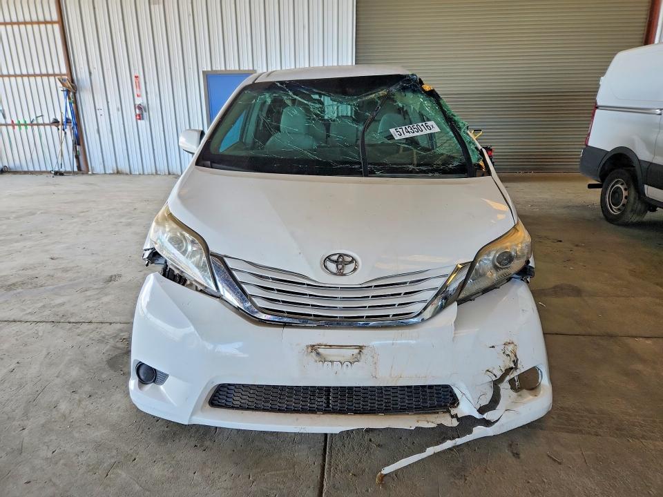 Продаж на аукціоні авто 2015 Toyota Sienna, vin: 5TDZK3DC5FS600753, номер лоту: 57435016