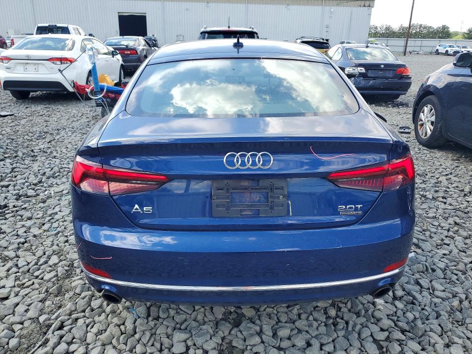 2018 Audi A5 მანქანა იყიდება აუქციონზე, vin: WAUBNCF55JA114440, აუქციონის ნომერი: 57199056