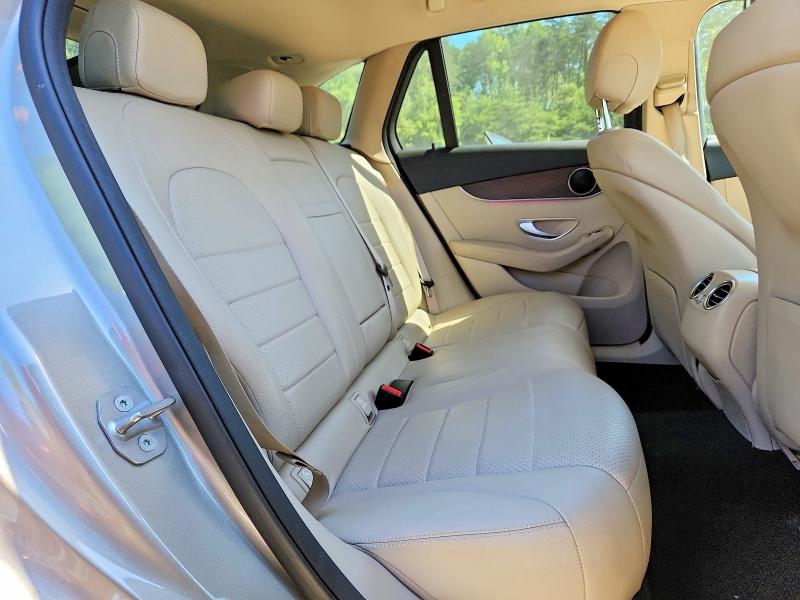 54910316 :رقم المزاد ، W1N0G8DB0LF862943 vin ، 2020 Mercedes-benz Glc مزاد بيع