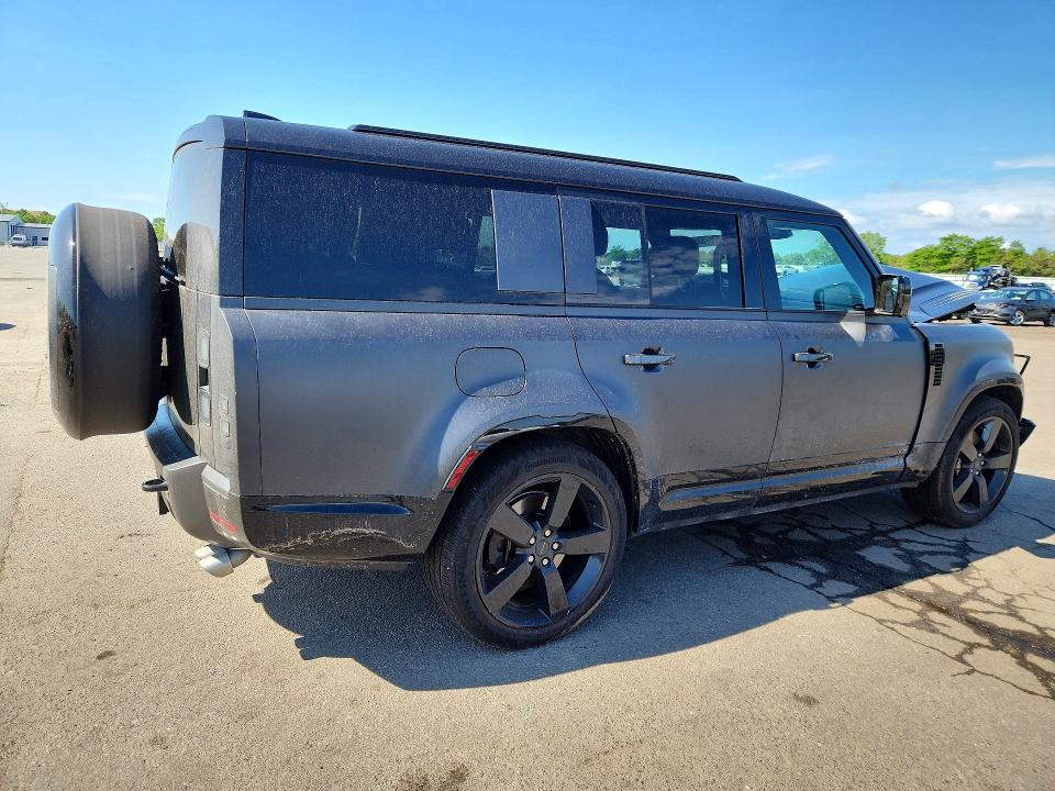2026 Land Rover Defender მანქანა იყიდება აუქციონზე, vin: SALEWFFE3T2484550, აუქციონის ნომერი: 57075356