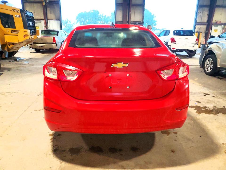 56755616 :رقم المزاد ، 1G1BC5SM2G7324607 vin ، 2016 Chevrolet Cruze مزاد بيع