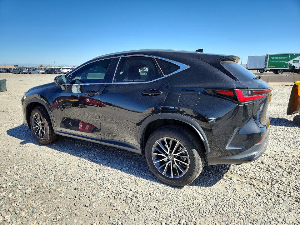 57217016 :رقم المزاد ، 2T2GKCEZ0PC014767 vin ، 2023 Lexus Nx مزاد بيع
