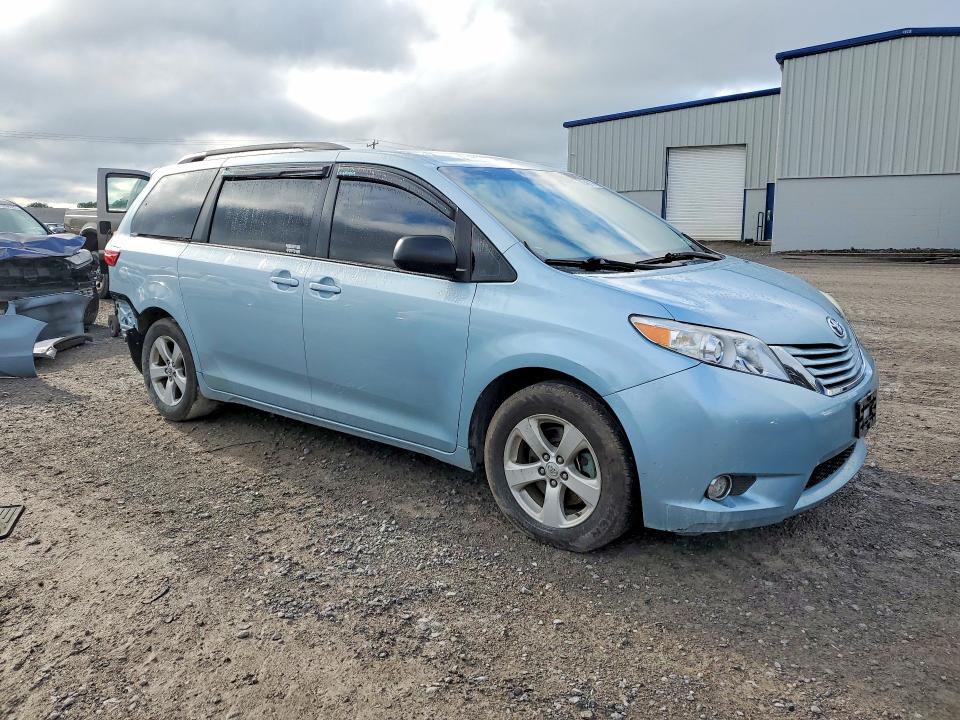 Продажа на аукционе авто 2015 Toyota Sienna, vin: 5TDKK3DC4FS529112, номер лота: 58246216