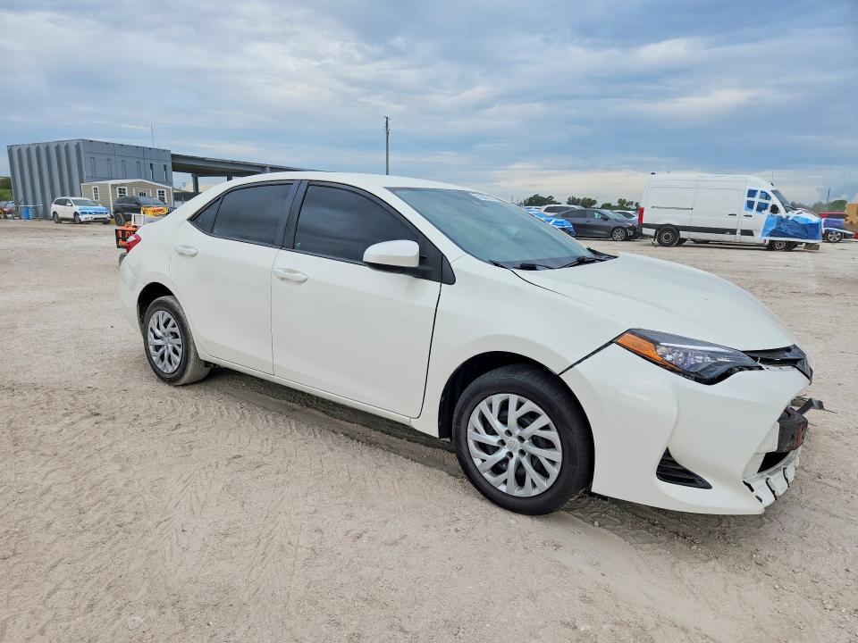 2017 Toyota Corolla მანქანა იყიდება აუქციონზე, vin: 5YFBURHE4HP724793, აუქციონის ნომერი: 56580246