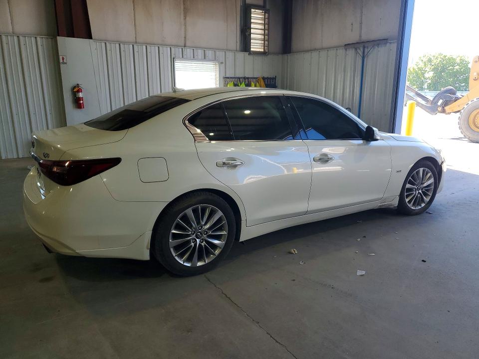 54695066 :رقم المزاد ، JN1EV7AR1JM431781 vin ، 2018 Infiniti Q50 مزاد بيع