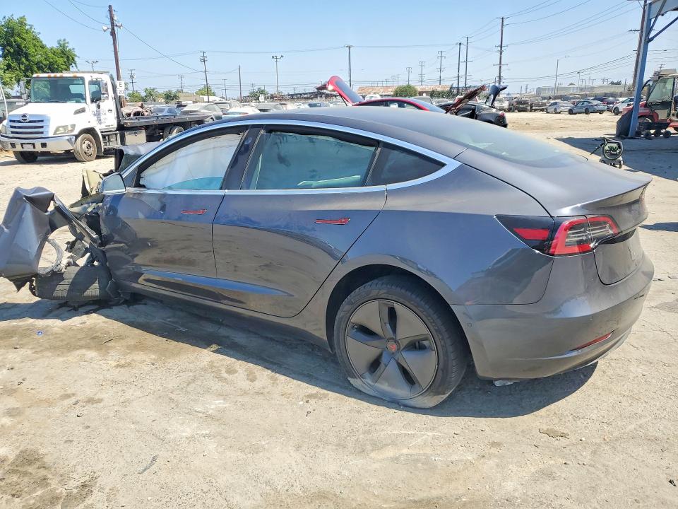 Продажа на аукционе авто 2018 Tesla Model 3, vin: 5YJ3E1EA2JF166660, номер лота: 57433906