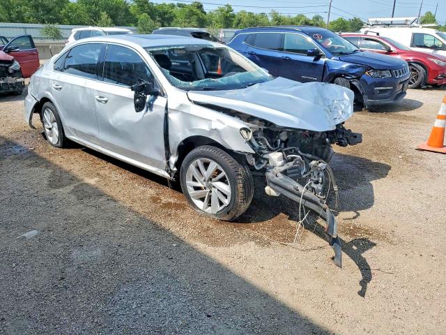 56276336 :رقم المزاد ، 1VWBA7A3XJC019322 vin ، 2018 Volkswagen Passat مزاد بيع