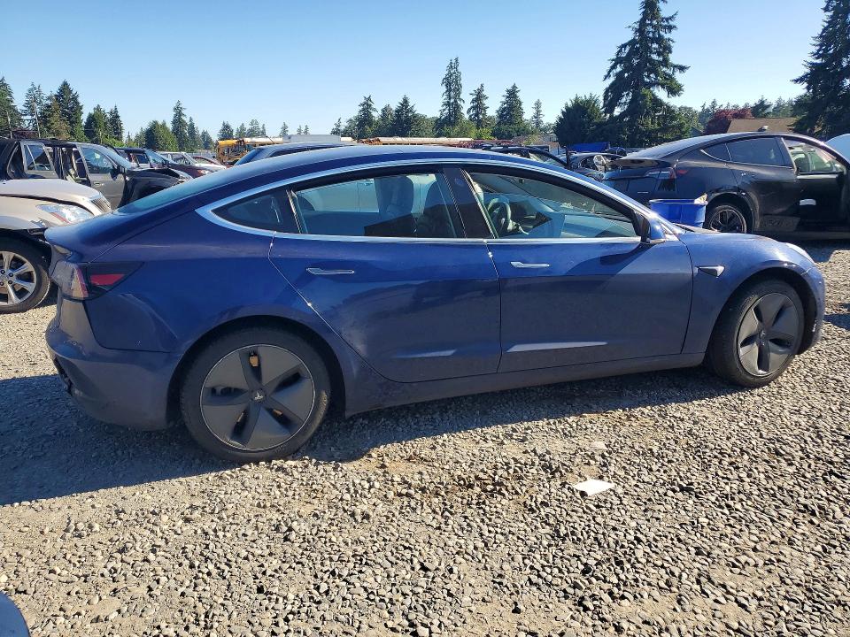 Продаж на аукціоні авто 2018 Tesla Model 3, vin: 5YJ3E1EBXJF093627, номер лоту: 57265426
