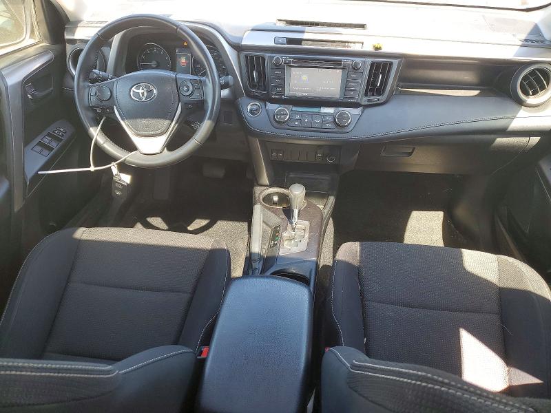 2018 Toyota Rav4 მანქანა იყიდება აუქციონზე, vin: JTMRFREV7JD235584, აუქციონის ნომერი: 57672926