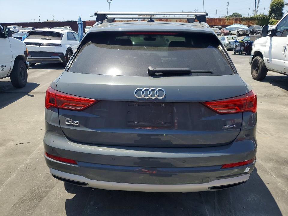 55918916 :رقم المزاد ، WA1BECF39L1062261 vin ، 2020 Audi Q3 مزاد بيع
