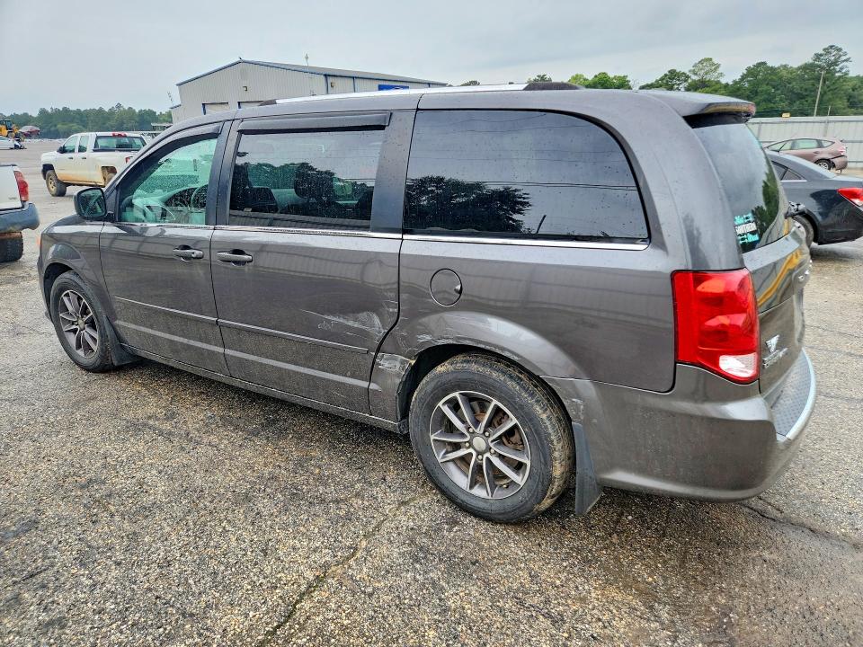 57670576 :رقم المزاد ، 2C4RDGCG2HR611937 vin ، 2017 Dodge Grand Caravan مزاد بيع