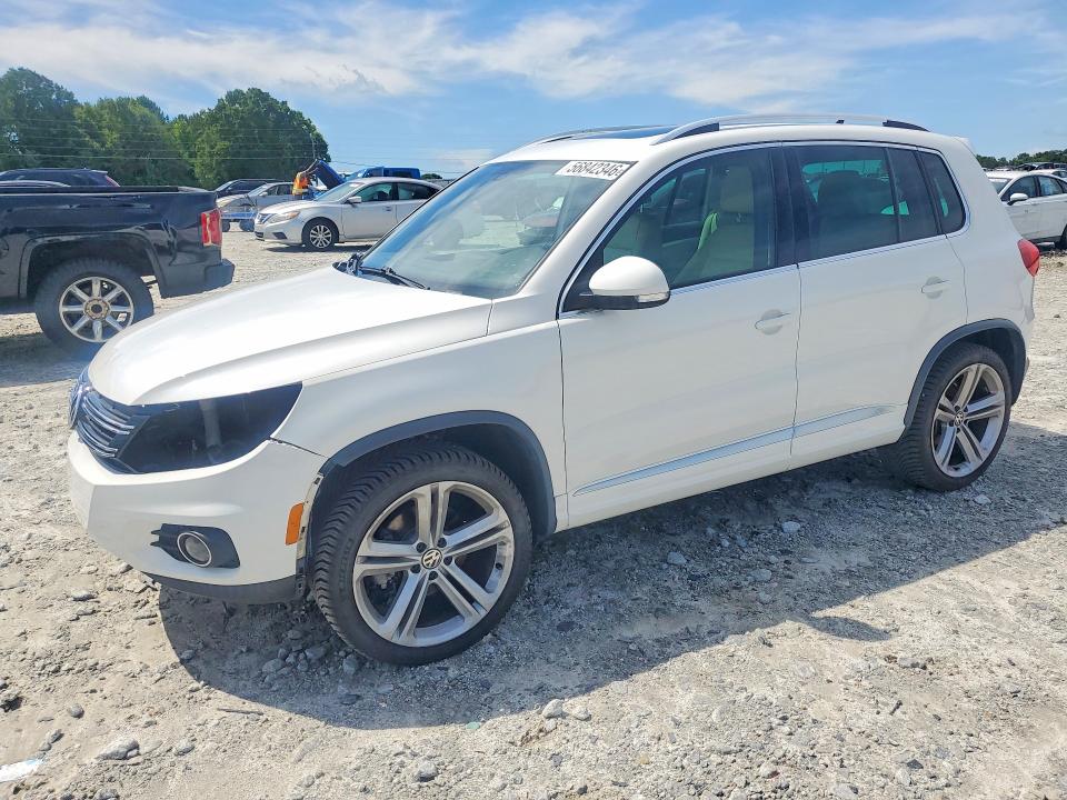 2014 Volkswagen Tiguan მანქანა იყიდება აუქციონზე, vin: WVGAV3AXXEW028827, აუქციონის ნომერი: 56842346