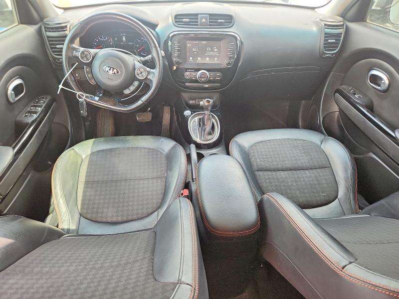 58315476 :رقم المزاد ، KNDJX3AA2J7607325 vin ، 2018 Kia Soul مزاد بيع