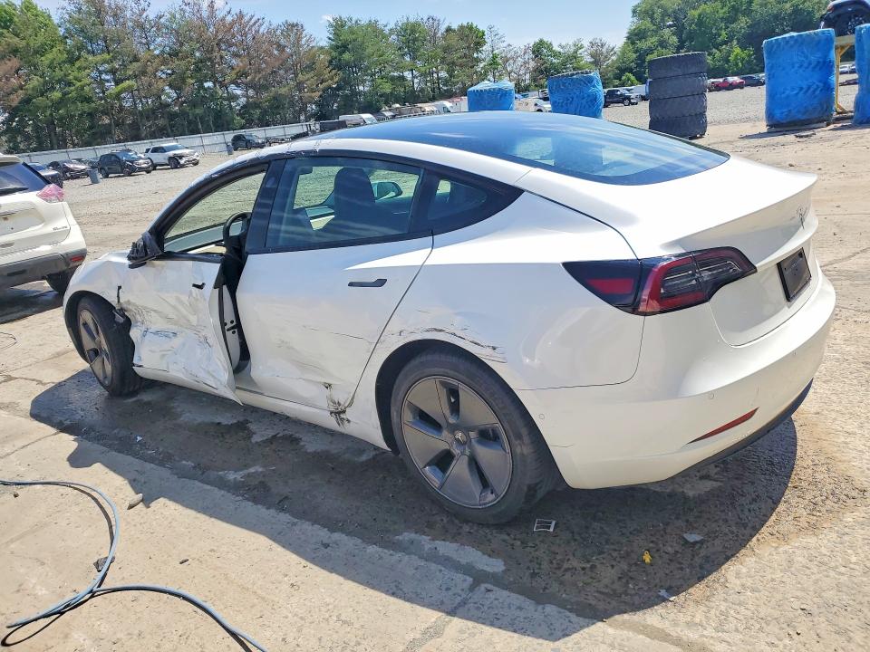 57672196 :رقم المزاد ، 5YJ3E1EA2MF031019 vin ، 2021 Tesla Model 3 مزاد بيع