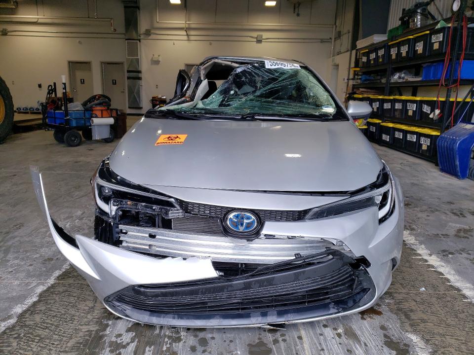 Продаж на аукціоні авто 2024 Toyota Corolla Hybrid, vin: JTDBCMFE2RJ022695, номер лоту: 55699756