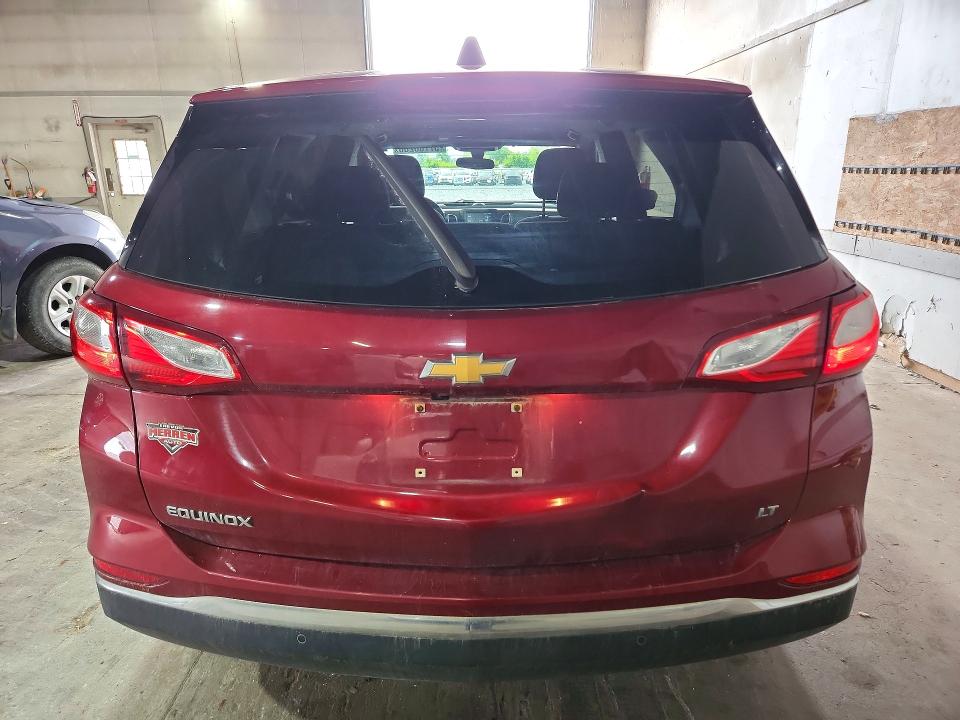 Продажа на аукционе авто 2018 Chevrolet Equinox, vin: 2GNAXJEV7J6110487, номер лота: 57708286