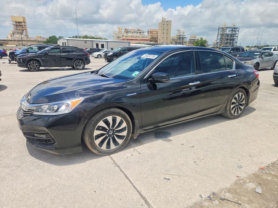Auction sale of the 2017 Honda Accord, vin: JHMCR6F53HC021958, lot number: 56526156