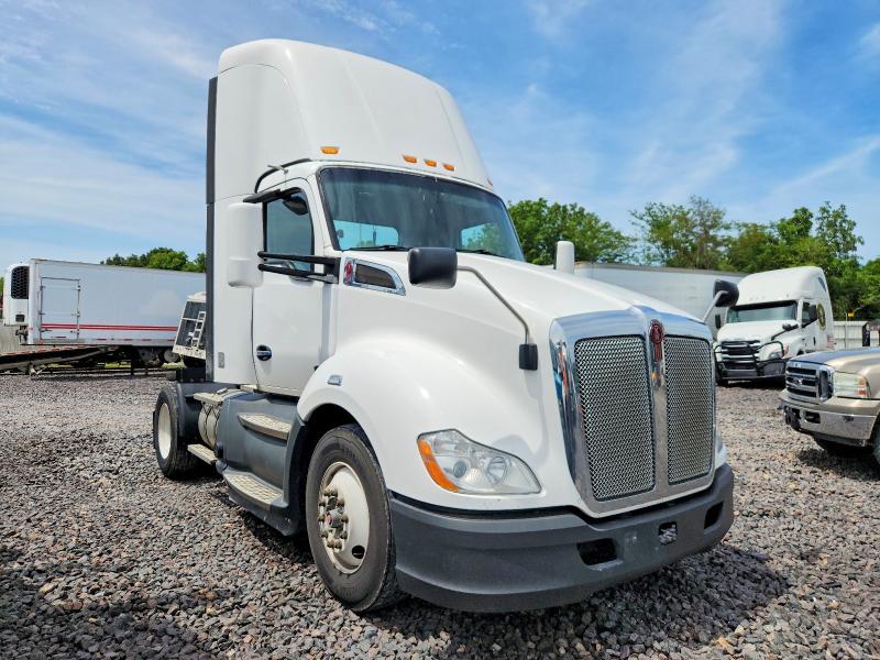 Продаж на аукціоні авто 2021 Kenworth T680, vin: 1XKYA48X5MJ440616, номер лоту: 57916236