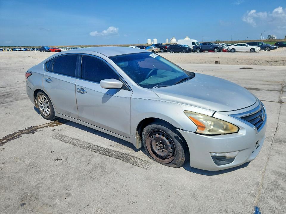 58621336 :رقم المزاد ، 1N4AL3AP2FN882847 vin ، 2015 Nissan Altima مزاد بيع