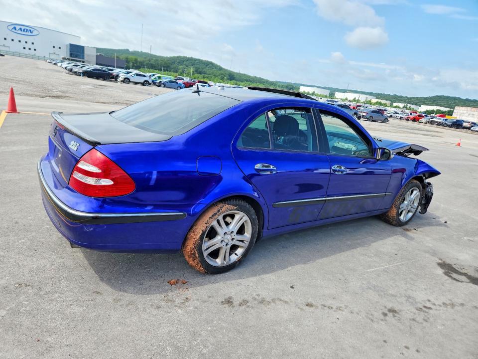 59099606 :رقم المزاد ، WDBUF56JX6A958254 vin ، 2006 Mercedes-benz E مزاد بيع