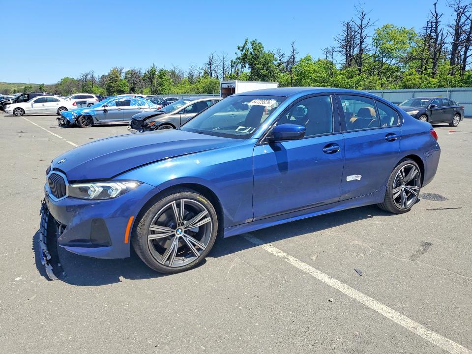 54729936 :رقم المزاد ، 3MW89FF01P8D61060 vin ، 2023 Bmw 330xi مزاد بيع