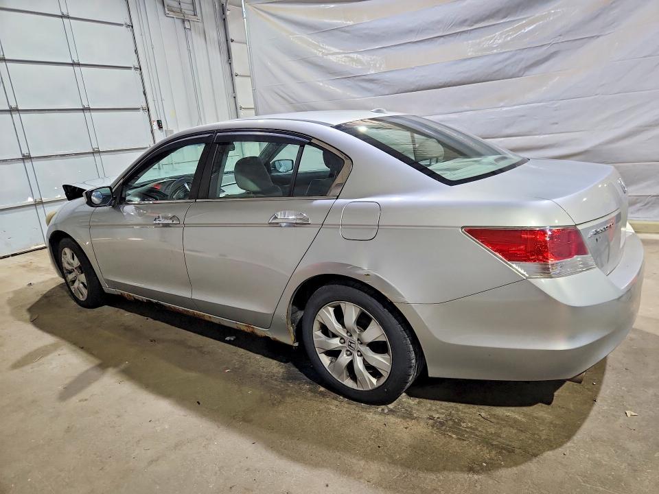 58045456 :رقم المزاد ، 1HGCP3F85AA004971 vin ، 2010 Honda Accord مزاد بيع