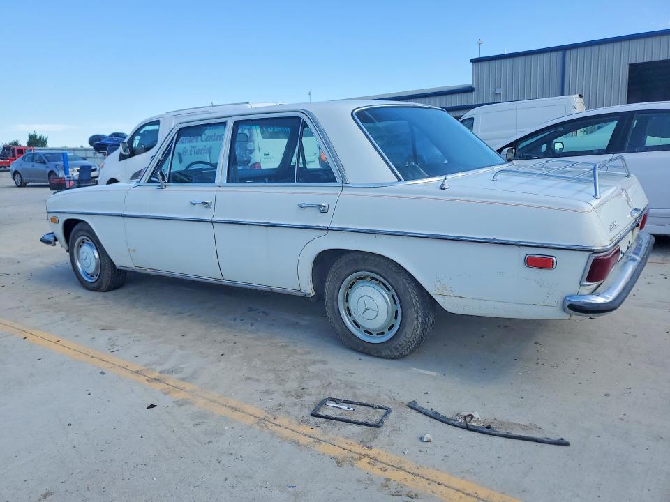 57533306 :رقم المزاد ، 11401012004611 vin ، 1968 Mercedes-benz 250 مزاد بيع