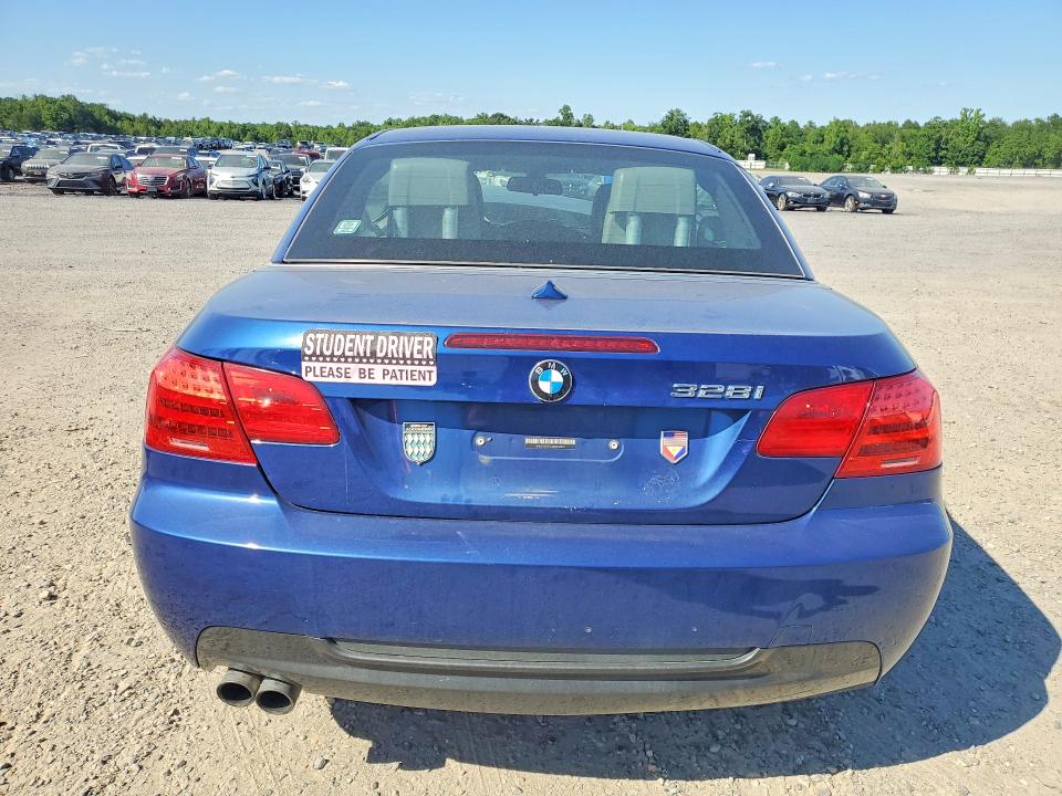 56063626 :رقم المزاد ، WBADW3C56BE538326 vin ، 2011 Bmw 328 مزاد بيع