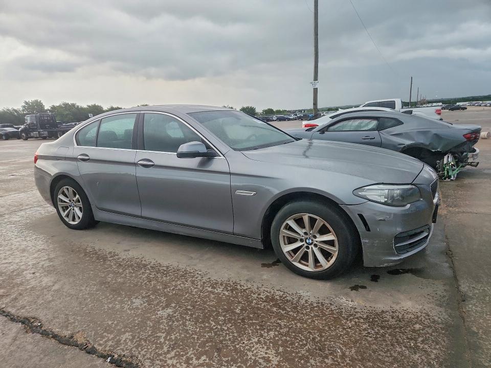 58278406 :رقم المزاد ، WBA5A5C5XED502843 vin ، 2014 Bmw 528 مزاد بيع
