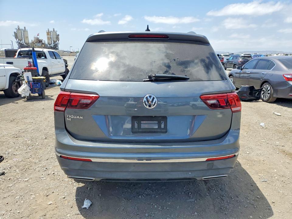 Продажа на аукционе авто 2021 Volkswagen Tiguan, vin: 3VV3B7AX1MM059512, номер лота: 59187186