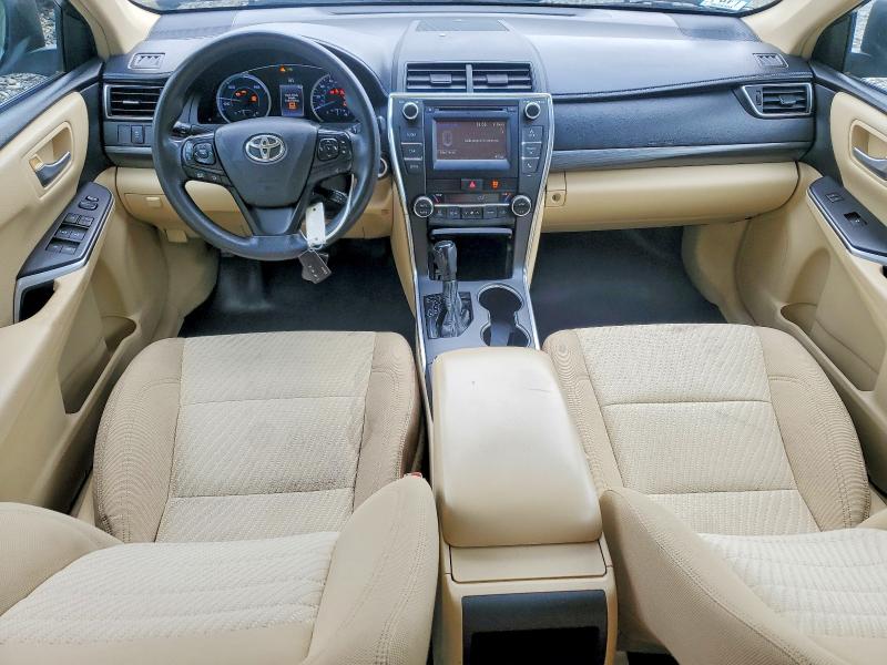 2015 Toyota Camry Hybrid მანქანა იყიდება აუქციონზე, vin: 4T1BD1FK0FU162560, აუქციონის ნომერი: 57462856
