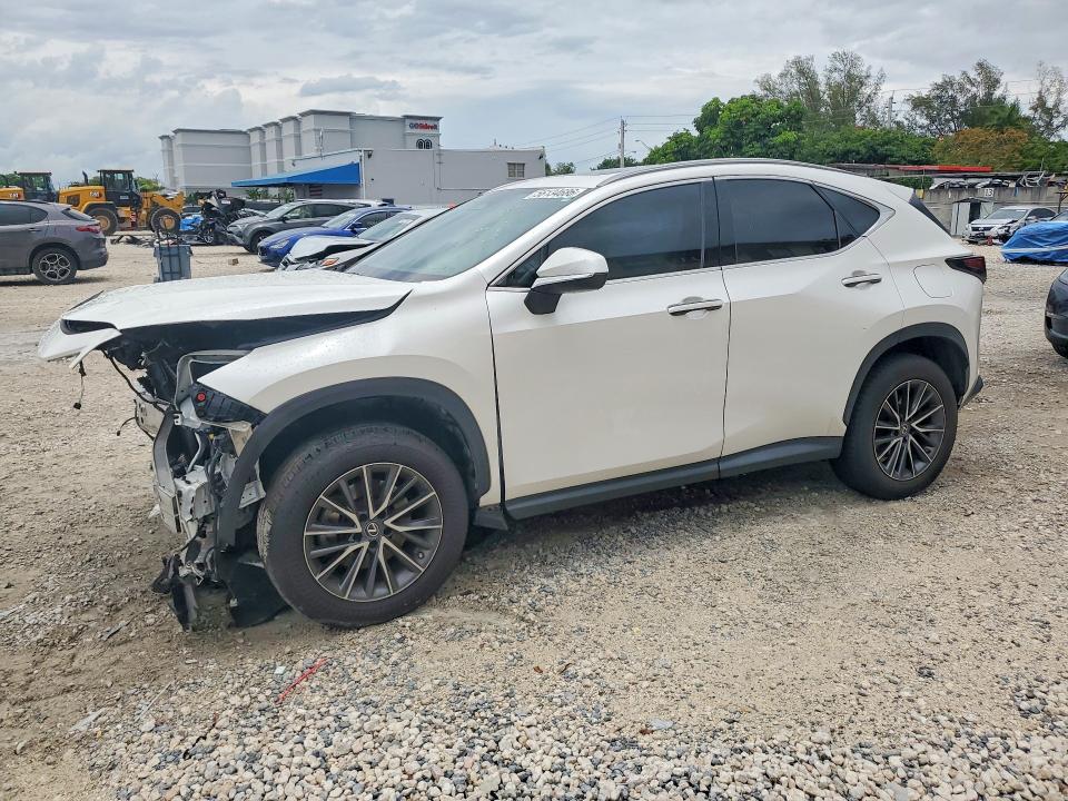 2022 Lexus Nx მანქანა იყიდება აუქციონზე, vin: 2T2GGCEZ6NC012228, აუქციონის ნომერი: 56134686